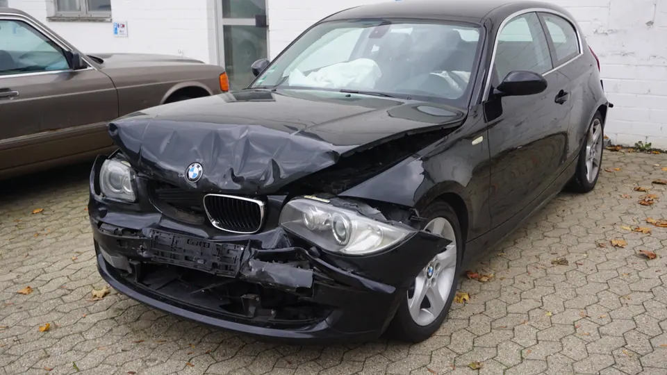 BMW Totalschaden Front